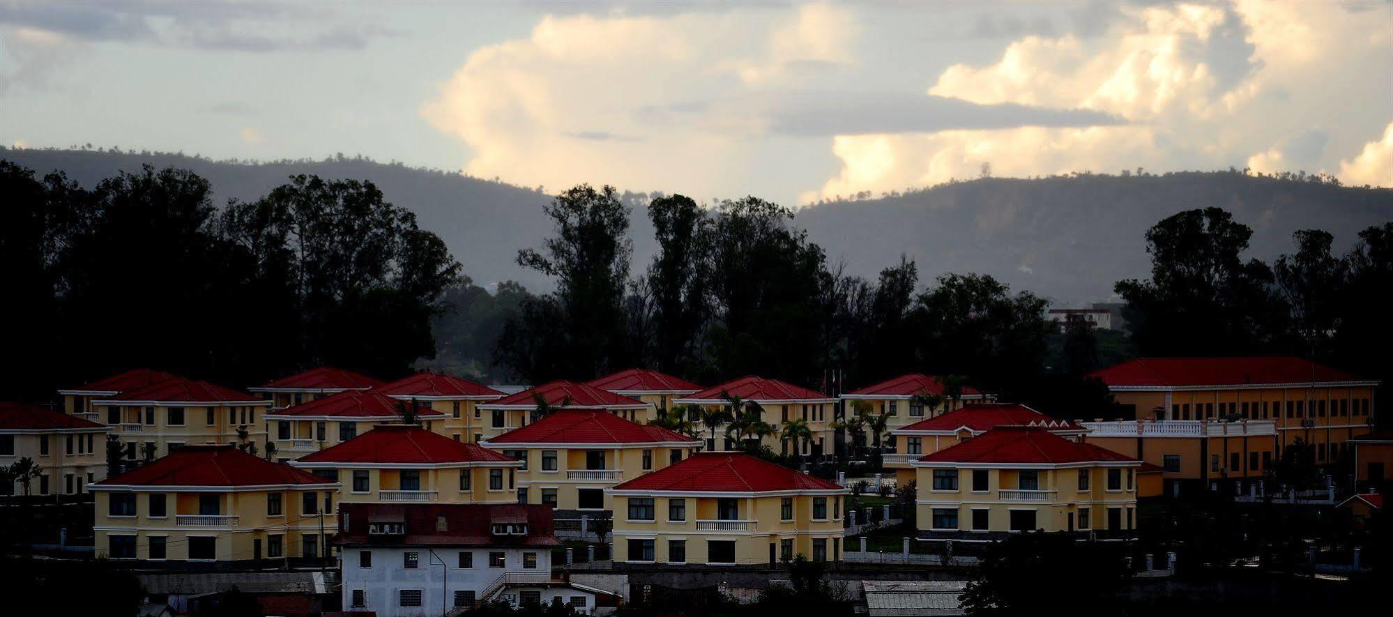 Madagascar Golden Peacock Hotel Antananarivo Dış mekan fotoğraf